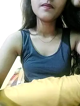 MISSQUEEN48 online show from February 23, 2025, 5:29 pm