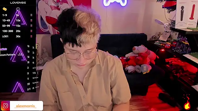 Snapshot of _AlexMorris chatting on October 29, 2025, 7:02 pm AlexMorris online show from October 29, 2025, 7:02 pm