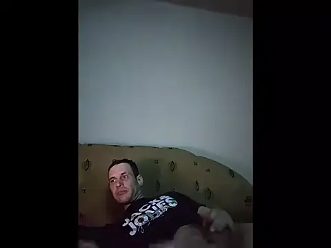 Vicktore007 online show from April 3, 2026, 6:58 pm