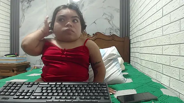 Snapshot of Michelle_Brooks chatting on January 31, 2025, 7:18 am Michelle Brooks online show from January 31, 2025, 7:18 am