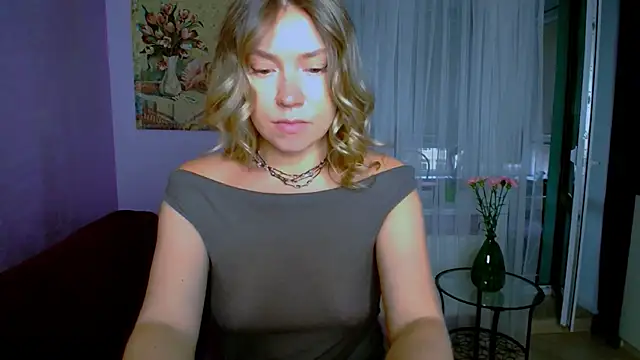 Snapshot of TaylorBre chatting on September 16, 2025, 5:41 am TaylorBre online show from September 16, 2025, 5:41 am