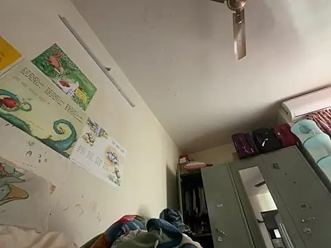 Snapshot of SammyChocolateIndian chatting on January 29, 2025, 4:15 am SammyChocolateIndian online show from January 29, 2025, 4:15 am