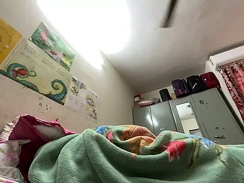 Snapshot of SammyChocolateIndian chatting on January 1, 2025, 3:34 am SammyChocolateIndian online show from January 1, 2025, 3:34 am