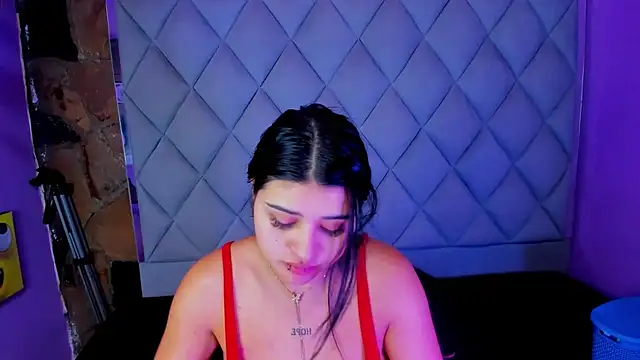 venusowen  online show from September 14, 2025, 11:10 am