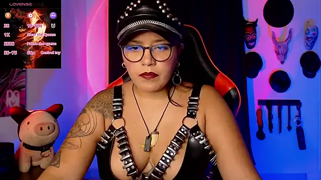 Snapshot of LilithSharon chatting on November 8, 2025, 5:05 pm LilithSharon online show from November 8, 2025, 5:05 pm