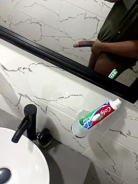 Kalua2115 online show from January 17, 2026, 8:18 am