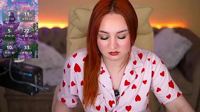 LovelyBell online show from May 25, 2026, 6:23 am