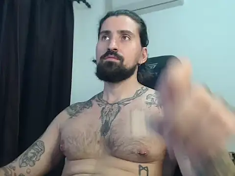 Snapshot of MateoHunk chatting on September 17, 2025, 9:44 am MateoHunk online show from September 17, 2025, 9:44 am