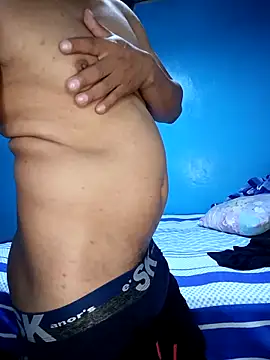 alexchir4 online show from November 13, 2025, 10:46 pm