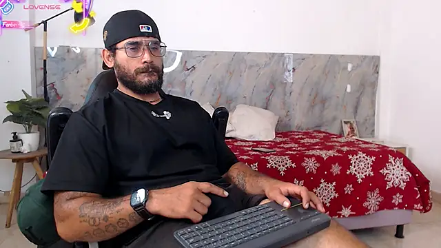 hanz col online show from February 8, 2026, 5:32 pm