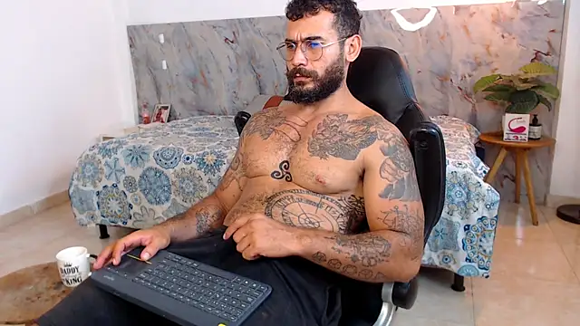 Snapshot of hanz_col chatting on November 16, 2025, 3:11 am hanz col online show from November 16, 2025, 3:11 am