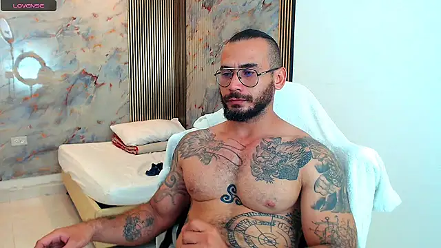 Snapshot of hanz_col chatting on February 7, 2025, 4:27 am hanz col online show from February 7, 2025, 4:27 am