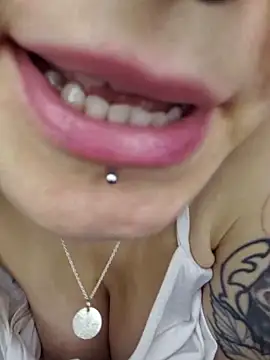 FoxRineHelen online show from March 21, 2025, 3:57 pm