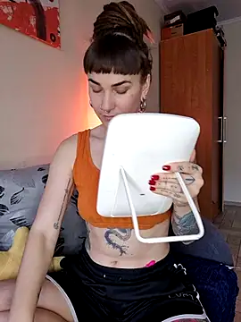 FoxRineHelen online show from March 4, 2025, 1:49 pm