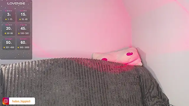 FoxRineHelen online show from September 15, 2025, 7:36 pm