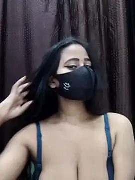 Snapshot of Lalisa_sexy chatting on December 2, 2025, 4:52 pm Lalisa sexy online show from December 2, 2025, 4:52 pm