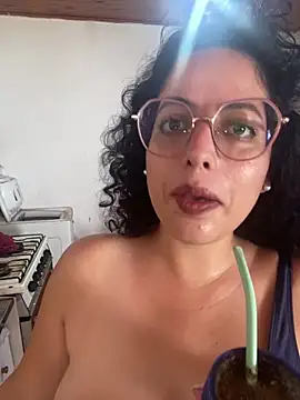 babyluna939 online show from March 3, 2025, 7:39 pm