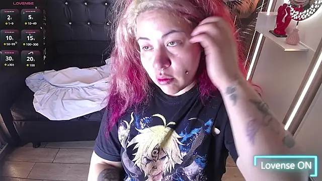 Snapshot of Bruja__Scarlata chatting on November 11, 2025, 10:21 am Bruja Scarlata online show from November 11, 2025, 10:21 am