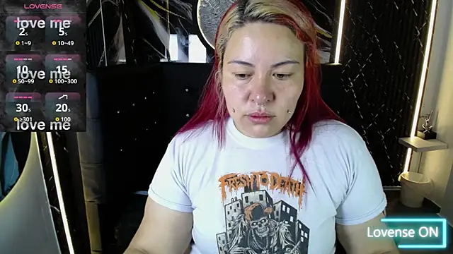 Snapshot of Bruja__Scarlata chatting on October 30, 2025, 9:29 am Bruja Scarlata online show from October 30, 2025, 9:29 am