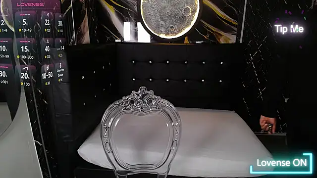 Snapshot of Bruja__Scarlata chatting on October 22, 2025, 10:15 am Bruja Scarlata online show from October 22, 2025, 10:15 am