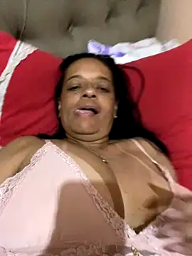 Snapshot of lomagata chatting on December 3, 2025, 12:55 am lomagata online show from December 3, 2025, 12:55 am