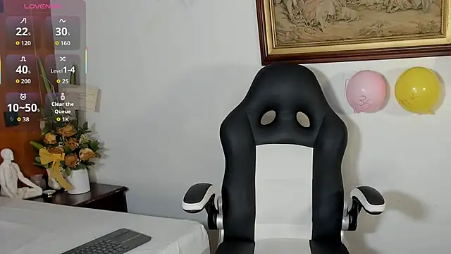 Wendy Marchall online show from February 26, 2026, 7:03 pm