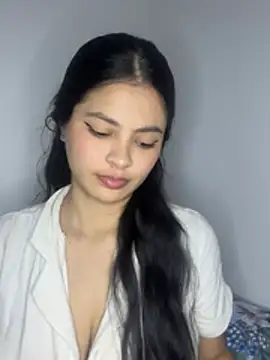 Snapshot of Amandalorense_ chatting on August 1, 2026, 4:21 am Amandalorense online show from August 1, 2026, 4:21 am