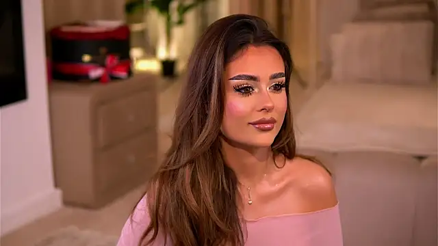 YasmineShaw online show from January 12, 2026, 1:34 am