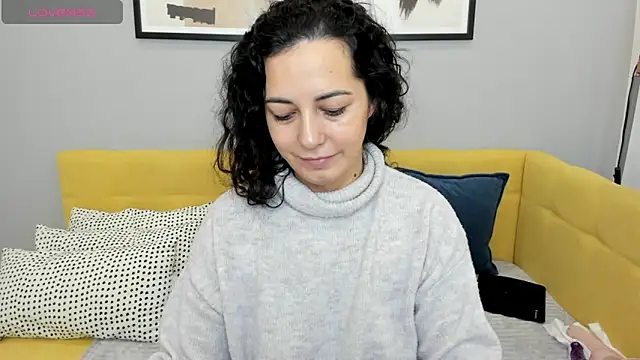 Linda Insatiable online show from November 15, 2025, 1:31 am