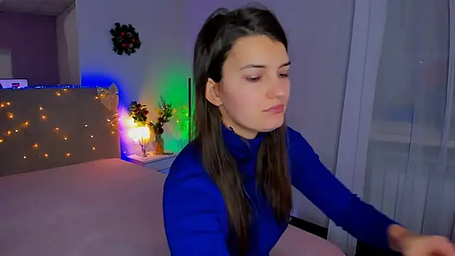 Snapshot of Laura_Leee chatting on January 15, 2026, 6:28 am Laura Leee online show from January 15, 2026, 6:28 am