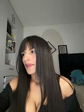 Dulceeany online show from October 21, 2025, 11:37 pm