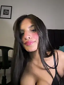 Dulceeany online show from July 4, 2026, 10:25 pm