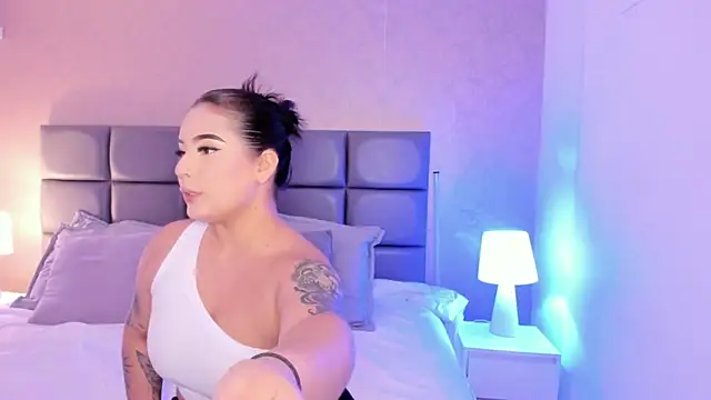 SpicySugar  online show from February 7, 2026, 6:27 pm