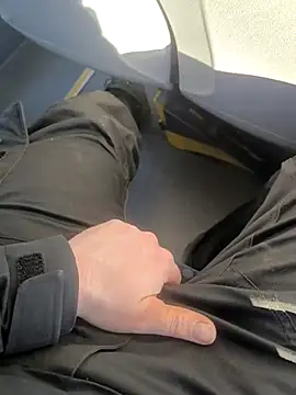 Snapshot of OdinWolf1990 chatting on March 19, 2025, 3:19 pm OdinWolf1990 online show from March 19, 2025, 3:19 pm