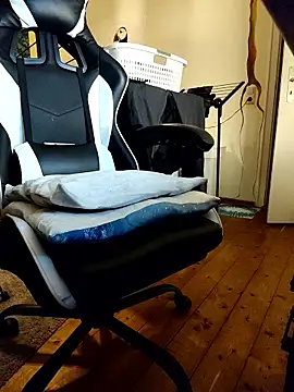 OdinWolf1990 online show from February 24, 2026, 8:10 pm