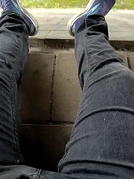 Snapshot of OdinWolf1990 chatting on November 19, 2025, 9:53 am OdinWolf1990 online show from November 19, 2025, 9:53 am