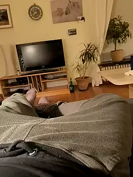 Snapshot of OdinWolf1990 chatting on March 12, 2025, 6:43 pm OdinWolf1990 online show from March 12, 2025, 6:43 pm