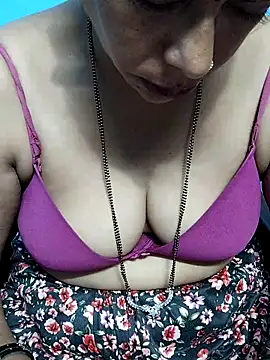 Snapshot of Urmila_bhabhii chatting on September 26, 2025, 4:52 am Urmila bhabhii online show from September 26, 2025, 4:52 am