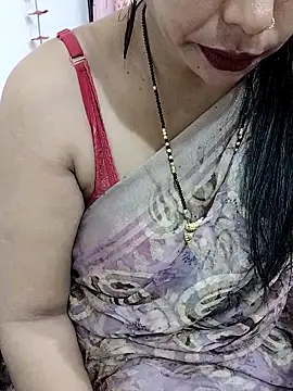 Snapshot of Urmila_bhabhii chatting on December 5, 2025, 3:16 am Urmila bhabhii online show from December 5, 2025, 3:16 am