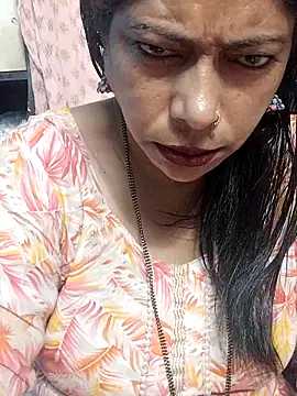 Snapshot of Urmila_bhabhii chatting on October 16, 2025, 3:04 am Urmila bhabhii online show from October 16, 2025, 3:04 am