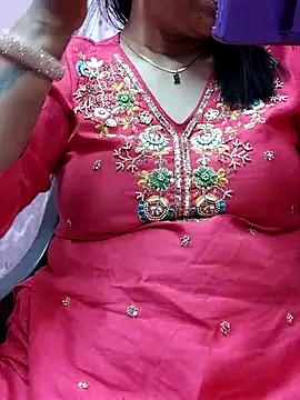 Snapshot of Urmila_bhabhii chatting on March 22, 2025, 2:58 pm Urmila bhabhii online show from March 22, 2025, 2:58 pm