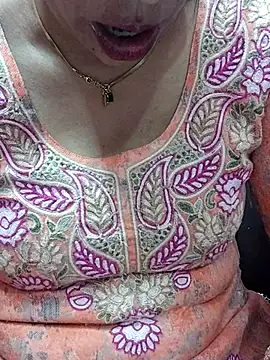 Snapshot of Urmila_bhabhii chatting on March 15, 2025, 5:52 am Urmila bhabhii online show from March 15, 2025, 5:52 am