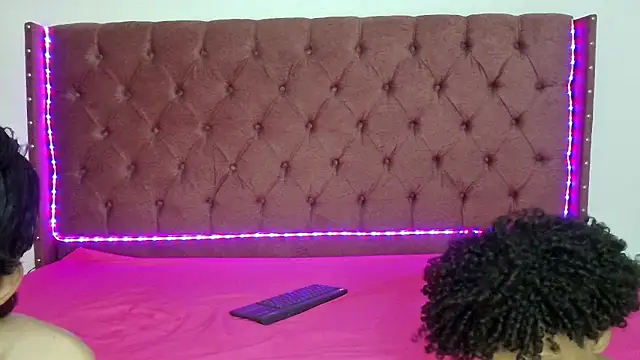 Snapshot of jony_honey chatting on March 19, 2025, 1:07 pm jony honey online show from March 19, 2025, 1:07 pm