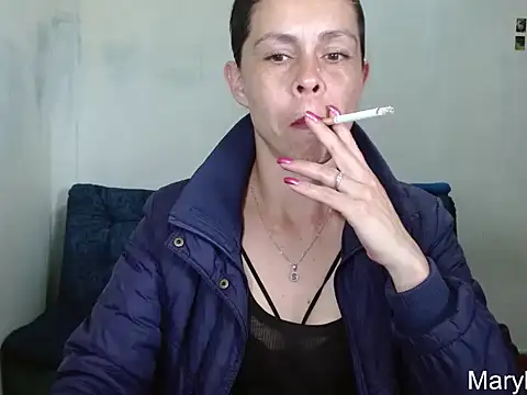 Snapshot of Marilyn_xxxx chatting on April 21, 2026, 6:36 pm Marilyn xxxx online show from April 21, 2026, 6:36 pm