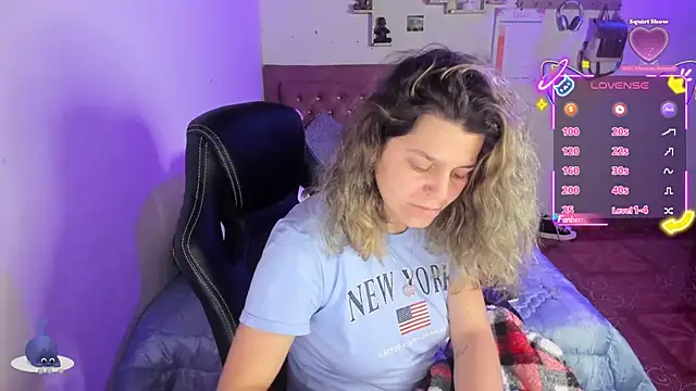 Sabrina Hall  online show from October 22, 2025, 3:28 am