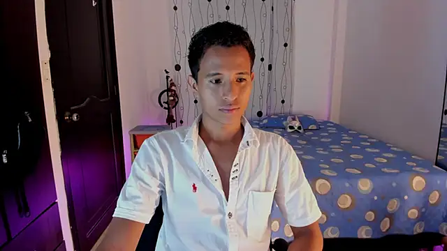 Snapshot of alessandro_wizard chatting on March 16, 2025, 2:21 am alessandro wizard online show from March 16, 2025, 2:21 am