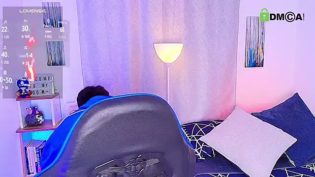 aron wi online show from November 18, 2025, 10:07 am