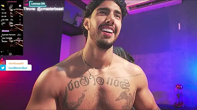 JACOB MARTINS online show from April 17, 2026, 9:39 pm