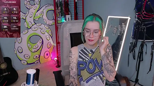 Cumpotik Eve online show from February 12, 2026, 2:22 am