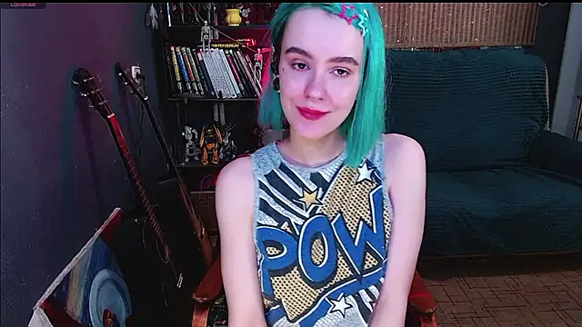 Snapshot of Cumpotik_Eve chatting on December 2, 2024, 5:10 am Cumpotik Eve online show from December 2, 2024, 5:10 am